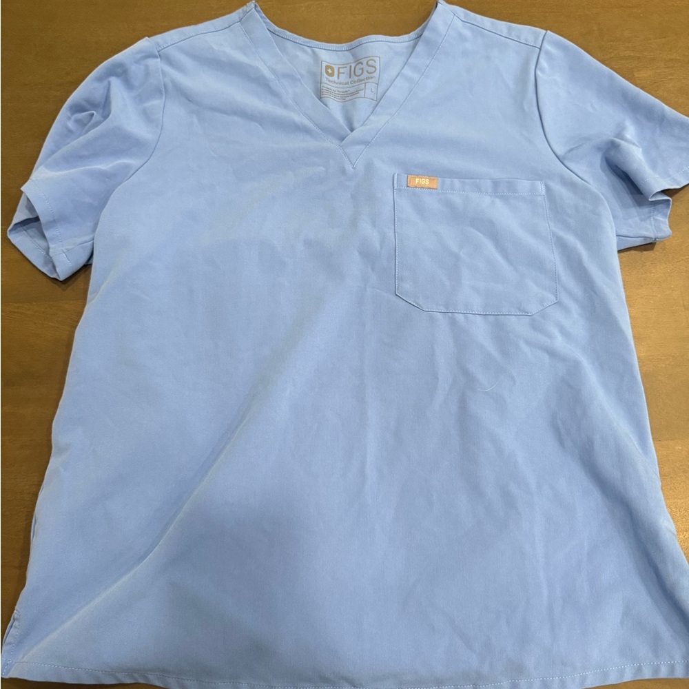 Ceil Blue FIGS SCRUBS TOP ONLY size large.
